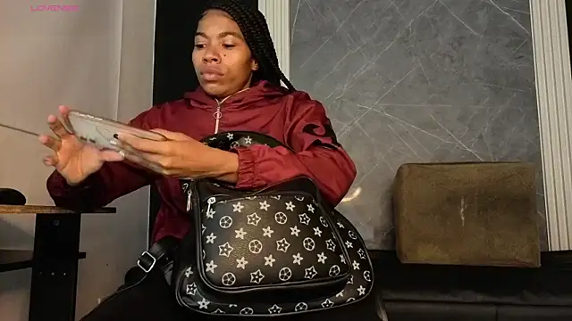 YummyDuooo online show from December 20, 2025, 12:34 pm