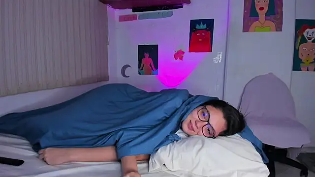 Snapshot of azumi_cutiepie_ chatting on March 11, 2025, 8:53 pm azumi cutiepie online show from March 11, 2025, 8:53 pm