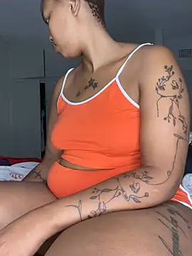 Snapshot of Drippincaty chatting on March 2, 2026, 4:47 am Drippincaty online show from March 2, 2026, 4:47 am