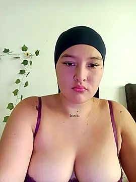 Snapshot of Celeste_camila18 chatting on October 1, 2025, 1:50 pm Celeste camila18 online show from October 1, 2025, 1:50 pm