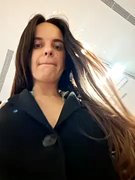 RaonXO online show from February 1, 2025, 6:08 pm