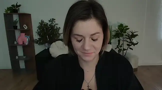 Snapshot of MariaSttone chatting on January 12, 2025, 10:23 am MariaSttone online show from January 12, 2025, 10:23 am