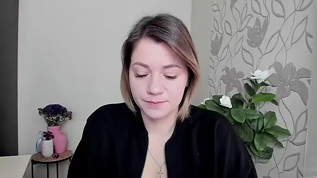 Snapshot of MariaSttone chatting on February 26, 2025, 9:10 am MariaSttone online show from February 26, 2025, 9:10 am