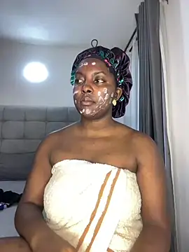 prettiepearl online show from June 26, 2026, 5:34 am