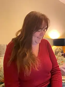 Snapshot of curvy-milf-abbie chatting on December 4, 2024, 9:29 am curvy-milf-abbie online show from December 4, 2024, 9:29 am