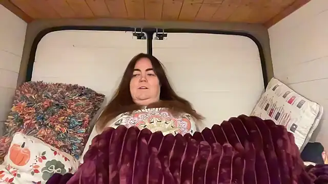 Snapshot of curvy-milf-abbie chatting on November 30, 2025, 7:07 pm curvy-milf-abbie online show from November 30, 2025, 7:07 pm