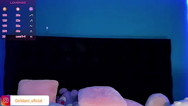 Snapshot of Liittle_foxxxy chatting on January 18, 2025, 1:29 pm Liittle foxxxy online show from January 18, 2025, 1:29 pm