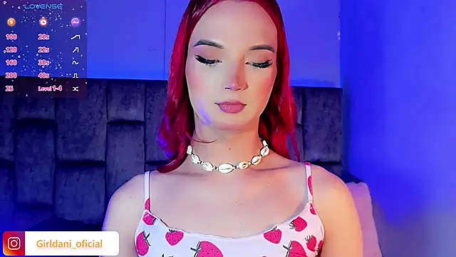 Snapshot of Liittle_foxxxy chatting on February 15, 2025, 4:25 am Liittle foxxxy online show from February 15, 2025, 4:25 am