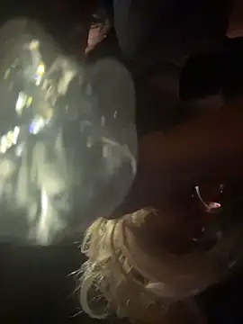 EllaSnow online show from April 12, 2026, 7:57 am