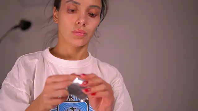 Mila May  online show from March 13, 2025, 5:22 am