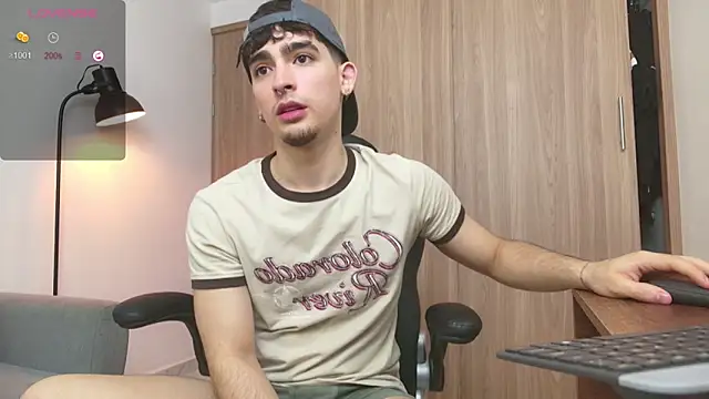 Snapshot of zenn_rush1 chatting on February 3, 2025, 1:51 pm zenn rush1 online show from February 3, 2025, 1:51 pm