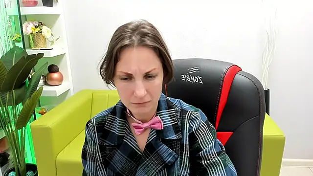 Snapshot of AuroraScript chatting on January 23, 2025, 1:30 am AuroraScript online show from January 23, 2025, 1:30 am