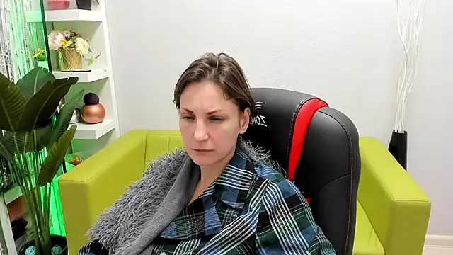 Snapshot of AuroraScript chatting on January 23, 2025, 4:41 am AuroraScript online show from January 23, 2025, 4:41 am