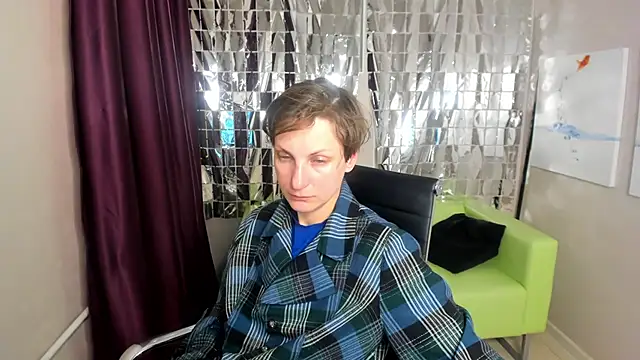 Snapshot of AuroraScript chatting on March 23, 2025, 3:54 am AuroraScript online show from March 23, 2025, 3:54 am