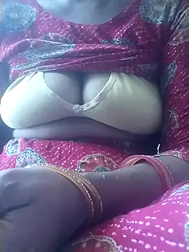 Snapshot of saloni19881 chatting on March 23, 2025, 7:42 am saloni19881 online show from March 23, 2025, 7:42 am