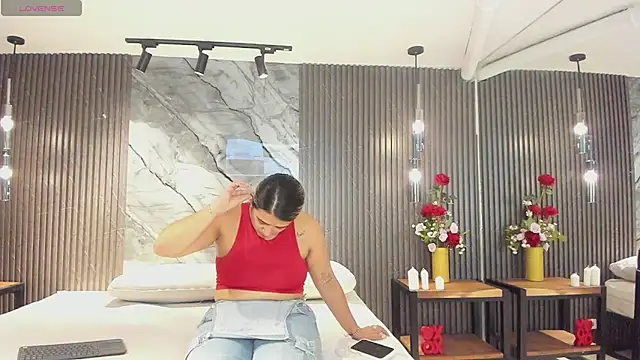 julietha taylor online show from March 12, 2026, 11:00 pm