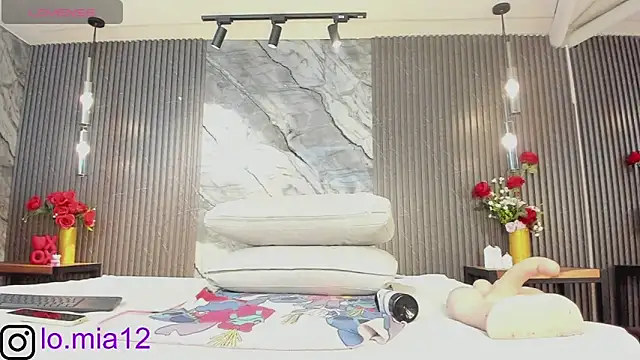 julietha taylor online show from April 6, 2026, 5:41 am