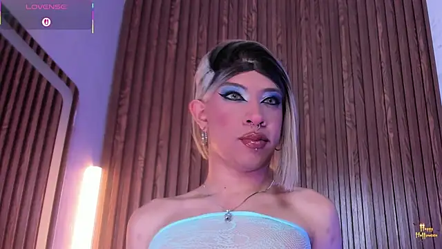 Snapshot of AndyBlake_ chatting on October 4, 2025, 3:04 am AndyBlake online show from October 4, 2025, 3:04 am