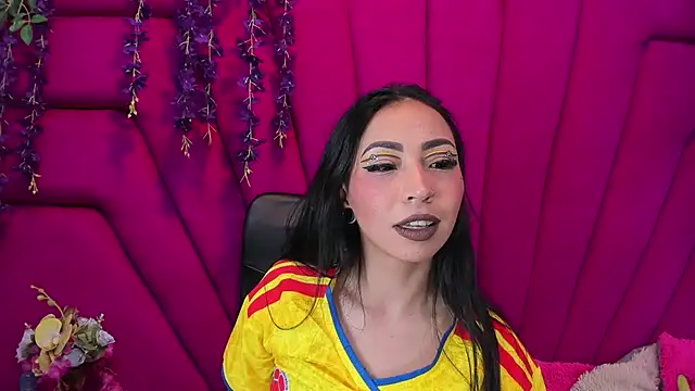 nathalia pink online show from June 24, 2026, 3:49 am