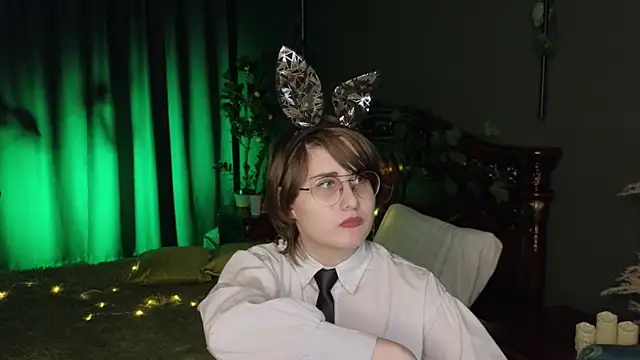 Snapshot of Funny_bunnyy chatting on January 10, 2025, 4:51 pm Funny bunnyy online show from January 10, 2025, 4:51 pm