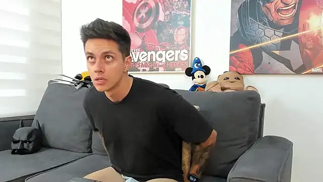 Snapshot of JeanBroc chatting on November 3, 2025, 7:59 pm JeanBroc online show from November 3, 2025, 7:59 pm