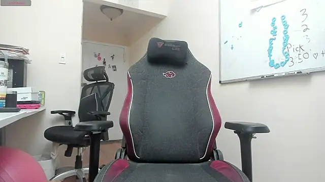 bear russian hunk online show from October 10, 2025, 12:59 pm