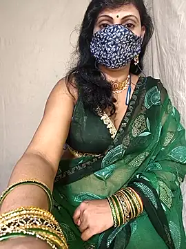 Snapshot of Lovely12streaming chatting on September 19, 2025, 7:03 pm Lovely12streaming online show from September 19, 2025, 7:03 pm