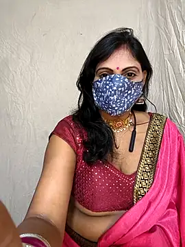 Snapshot of Lovely12streaming chatting on November 6, 2025, 9:15 pm Lovely12streaming online show from November 6, 2025, 9:15 pm