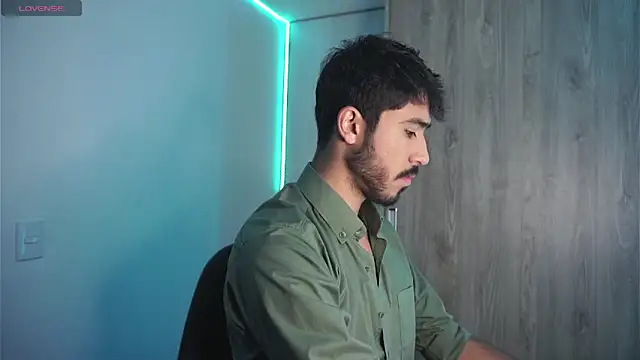 dam0n fr0st online show from January 8, 2025, 10:27 pm