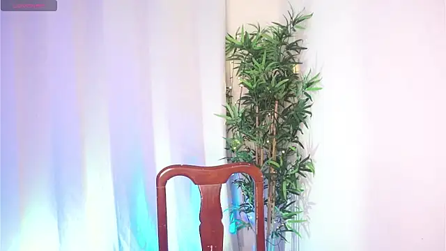 dam0n fr0st online show from April 14, 2026, 9:21 pm