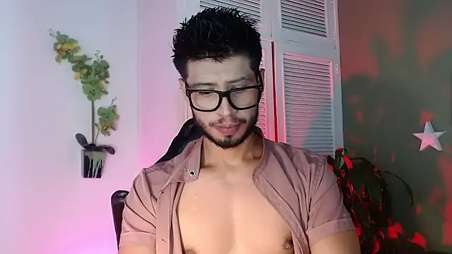 Colby brown03 online show from November 10, 2025, 7:02 pm