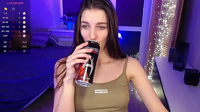 Snapshot of Abigail_Wills chatting on February 28, 2025, 10:17 pm Abigail Wills online show from February 28, 2025, 10:17 pm