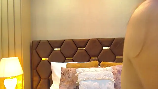 Snapshot of DevonPiers chatting on December 12, 2024, 12:12 pm DevonPiers online show from December 12, 2024, 12:12 pm