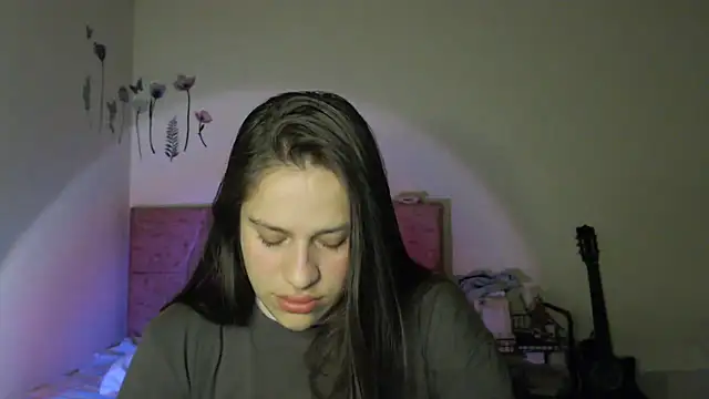 Snapshot of Serenity chatting on November 9, 2025, 1:37 am Serenity online show from November 9, 2025, 1:37 am