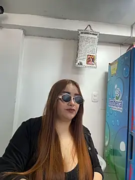 Tatiana O online show from December 22, 2025, 4:04 pm