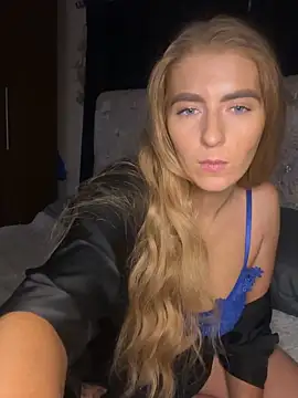 Summer Paige online show from February 2, 2025, 2:06 am