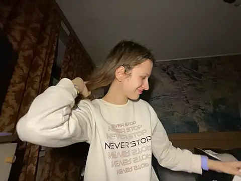 Snapshot of Eva_Angel3 chatting on October 11, 2025, 5:00 pm Eva Angel3 online show from October 11, 2025, 5:00 pm