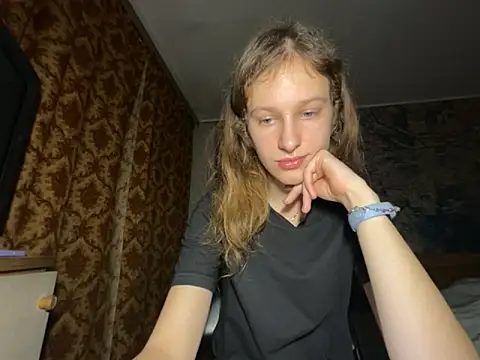 Snapshot of Eva_Angel3 chatting on November 27, 2025, 5:37 pm Eva Angel3 online show from November 27, 2025, 5:37 pm