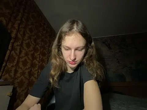 Snapshot of Eva_Angel3 chatting on December 5, 2025, 4:14 pm Eva Angel3 online show from December 5, 2025, 4:14 pm