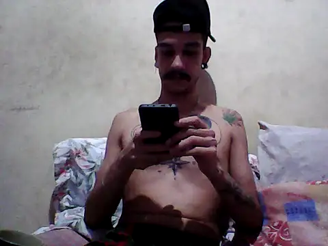 gatobranco001 online show from March 17, 2025, 5:12 am