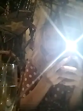 Snapshot of SerenaGrantt chatting on September 16, 2025, 6:42 pm SerenaGrantt online show from September 16, 2025, 6:42 pm