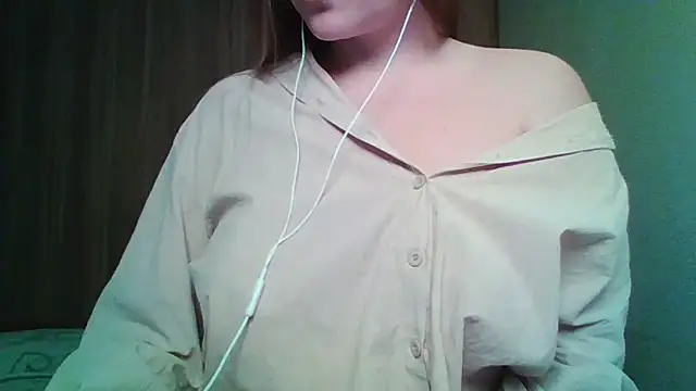 Evasapples online show from April 9, 2026, 8:36 pm