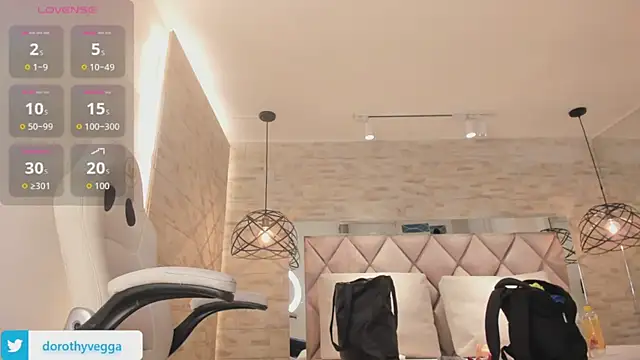 dorothy vegga online show from October 7, 2025, 3:25 am