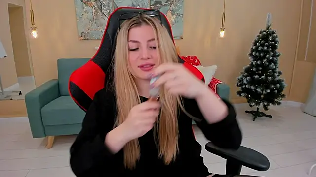 Snapshot of HelenaMorgan chatting on December 18, 2024, 6:46 pm HelenaMorgan online show from December 18, 2024, 6:46 pm