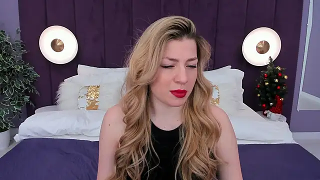 Snapshot of HelenaMorgan chatting on January 5, 2025, 6:45 pm HelenaMorgan online show from January 5, 2025, 6:45 pm
