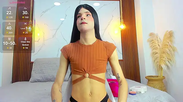 Snapshot of Realbadbxtch chatting on November 8, 2025, 5:56 pm Realbadbxtch online show from November 8, 2025, 5:56 pm