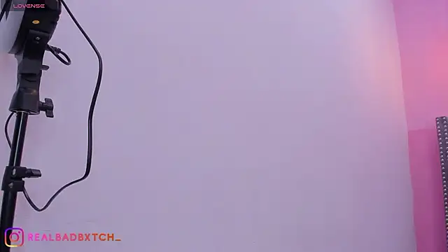 Snapshot of Realbadbxtch chatting on February 10, 2026, 2:32 pm Realbadbxtch online show from February 10, 2026, 2:32 pm