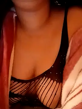 Snapshot of Maysae-Sex chatting on January 8, 2025, 8:50 pm Maysae-Sex online show from January 8, 2025, 8:50 pm