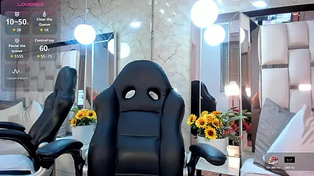 Snapshot of emma_carterr1 chatting on November 7, 2025, 12:27 pm emma carterr1 online show from November 7, 2025, 12:27 pm