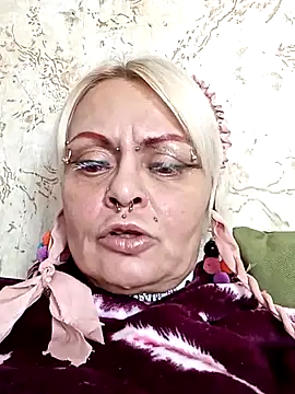 Gardener of Illusions online show from January 6, 2025, 10:15 pm